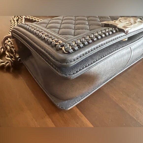 Chanel Navy Blue Caviar Boy Flap Shoulder Bag - Picture 5 of 14